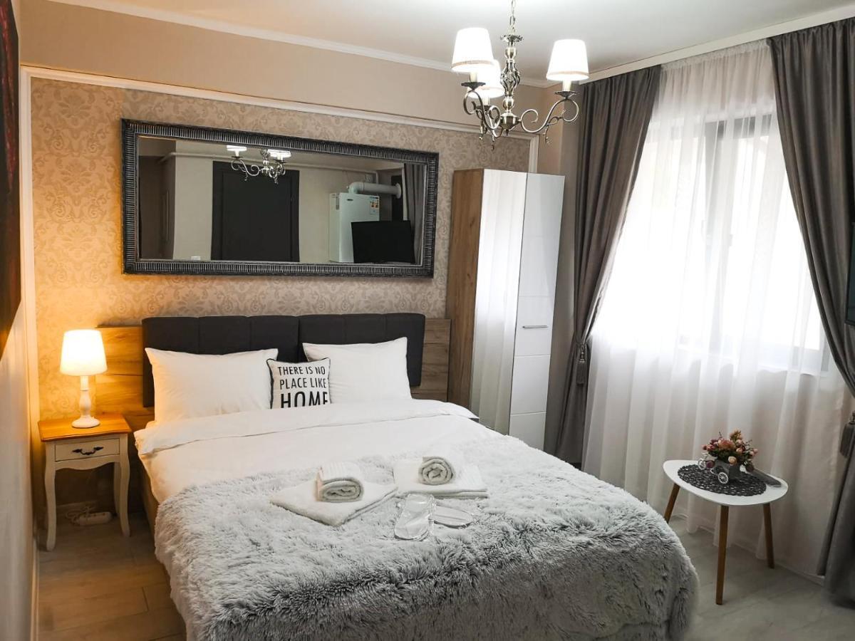 Yns Rooms Iasi Extérieur photo